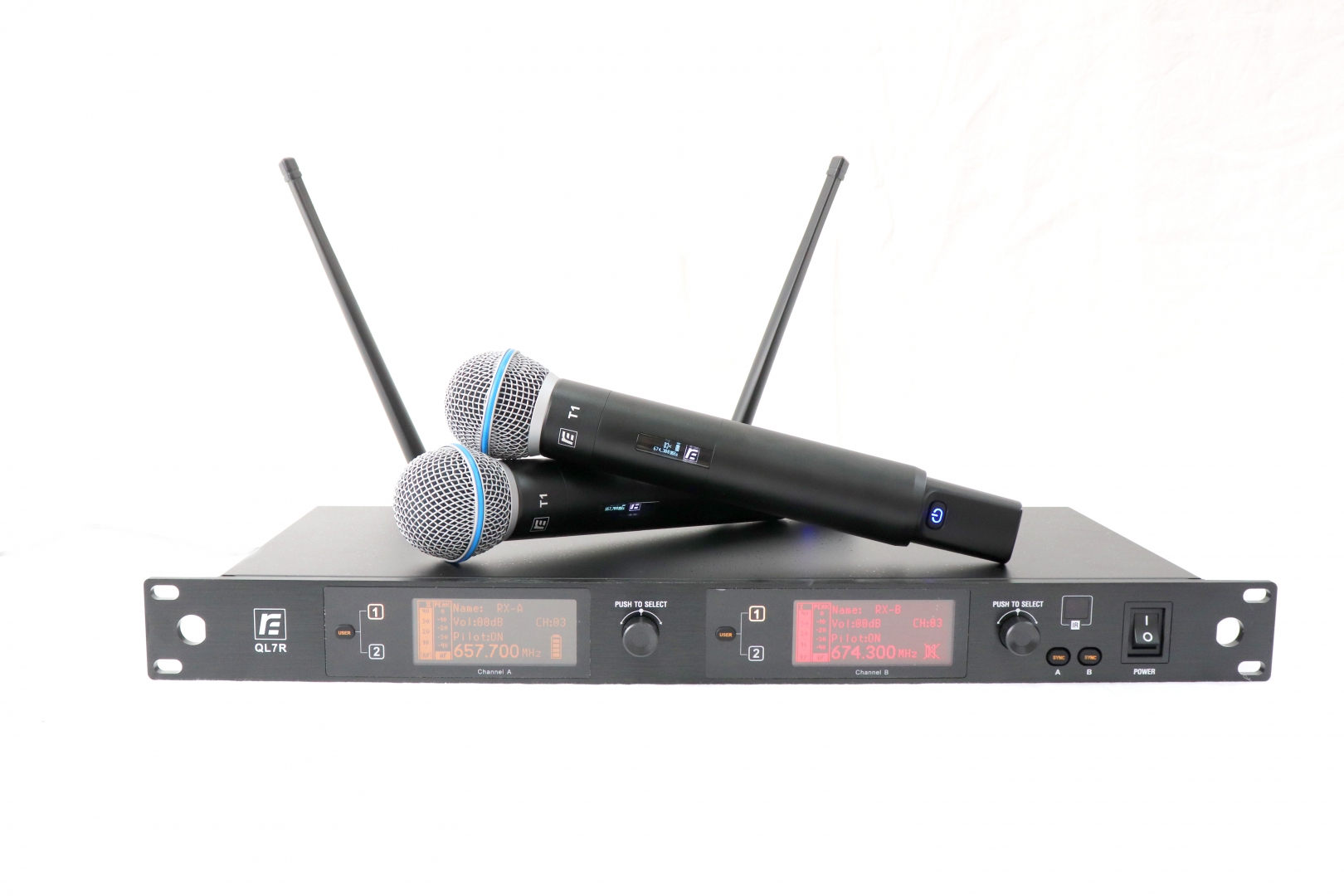 RFIntell QL7R/T1-A 651,800-683,400 МГц 2-канальная радиосистема с 2-мя ручными микрофонами в Волгодонске